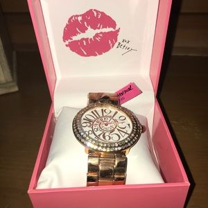Rose gold Betsey Johnson watch